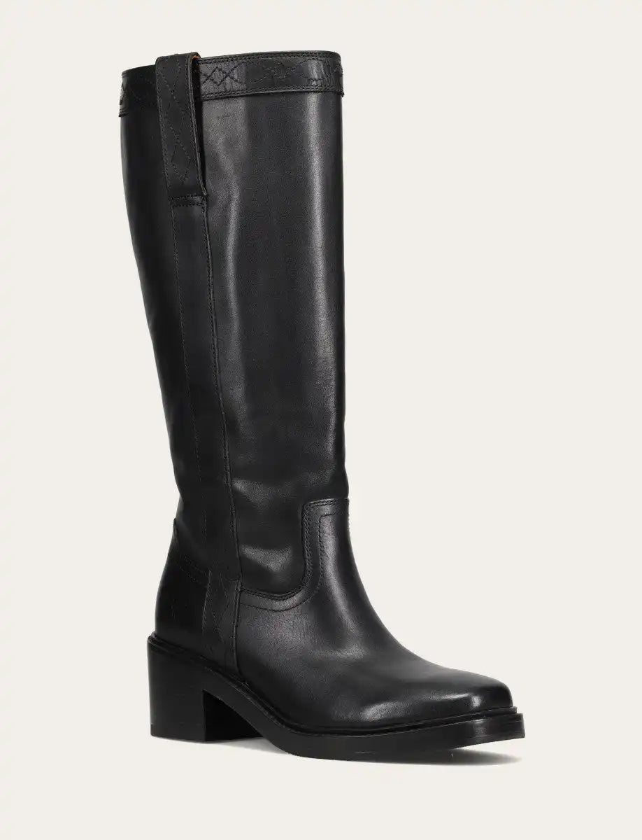 Kate Pull On Wide Calf