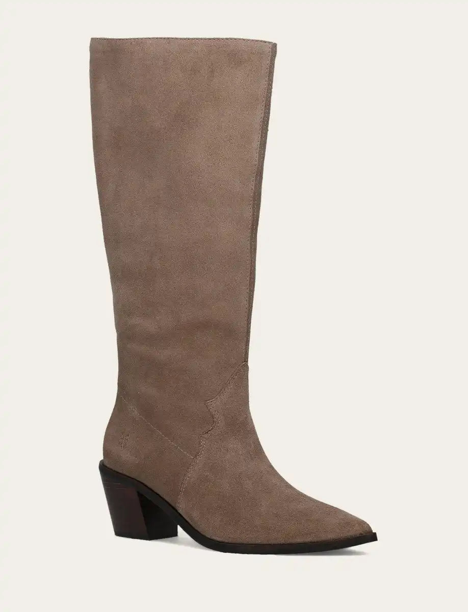Sara Slouchy