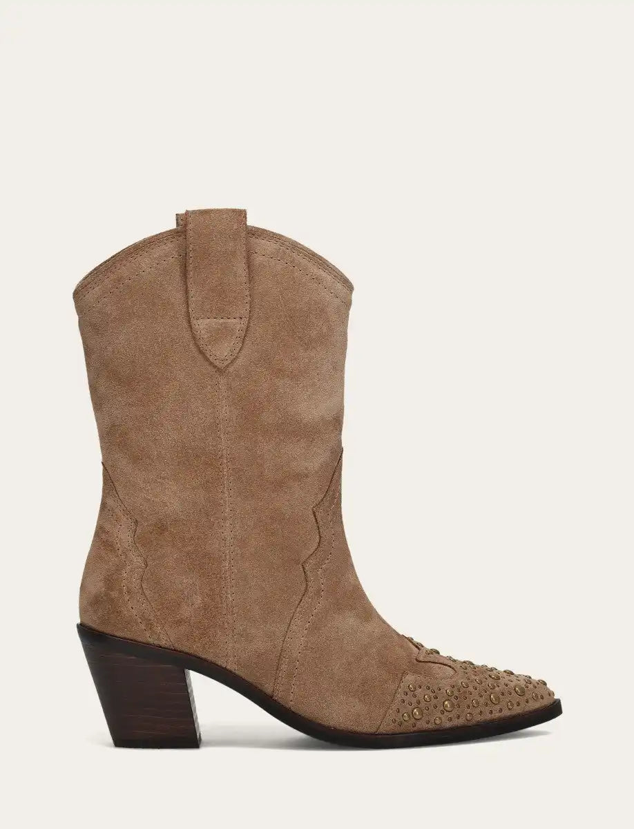Sara Wingtip Stud